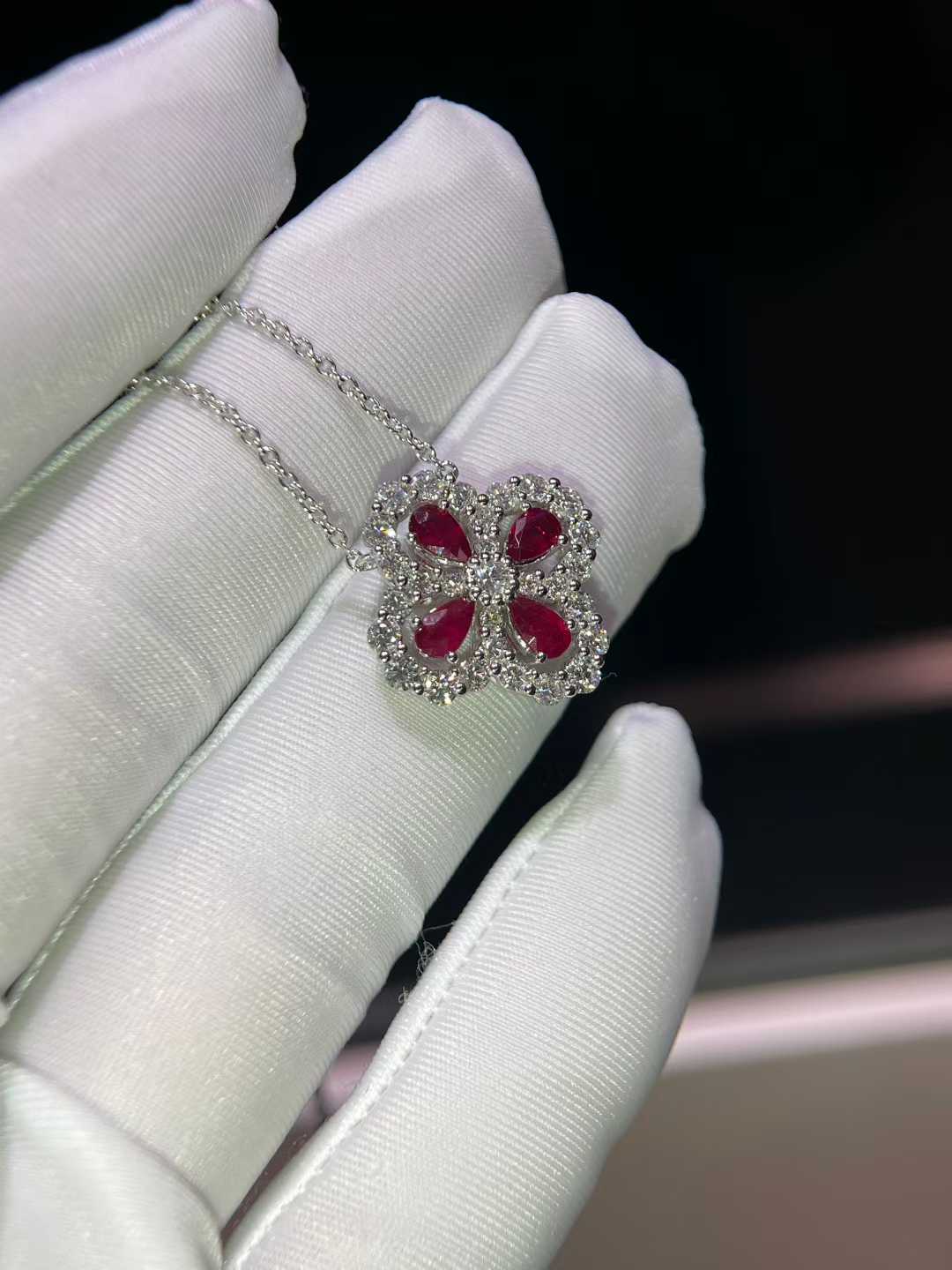 랩다이아 루비세팅 목걸이